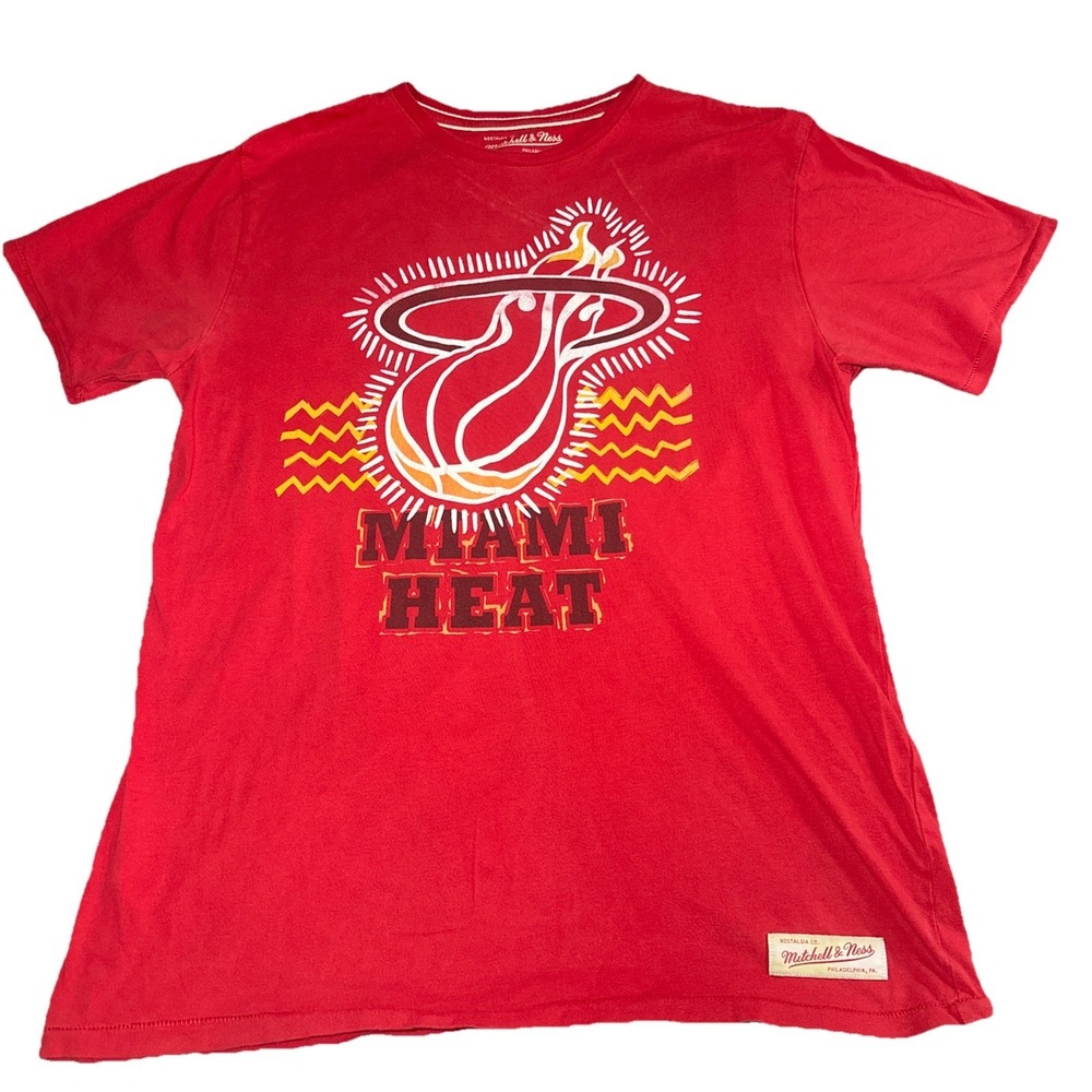 Miami Heat Shirt XL Mens Red NBA Basketball Hardwood Classics Mitchell Ness Tee